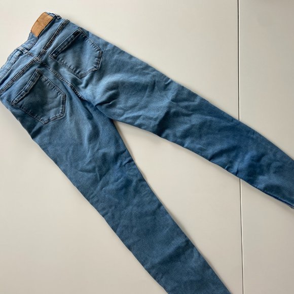 Skinny Jeans - Picture 2 of 4